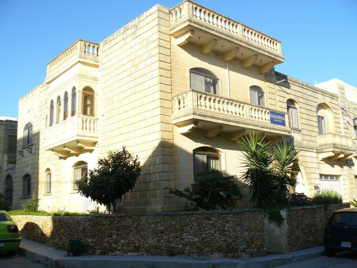 Acomodation House Kavarna Шаара Экстерьер фото