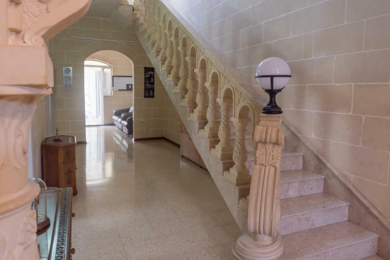 Acomodation House Kavarna Шаара Экстерьер фото